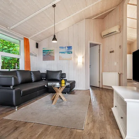 Klabautermann - Strandpark 39 Holiday home Groemitz